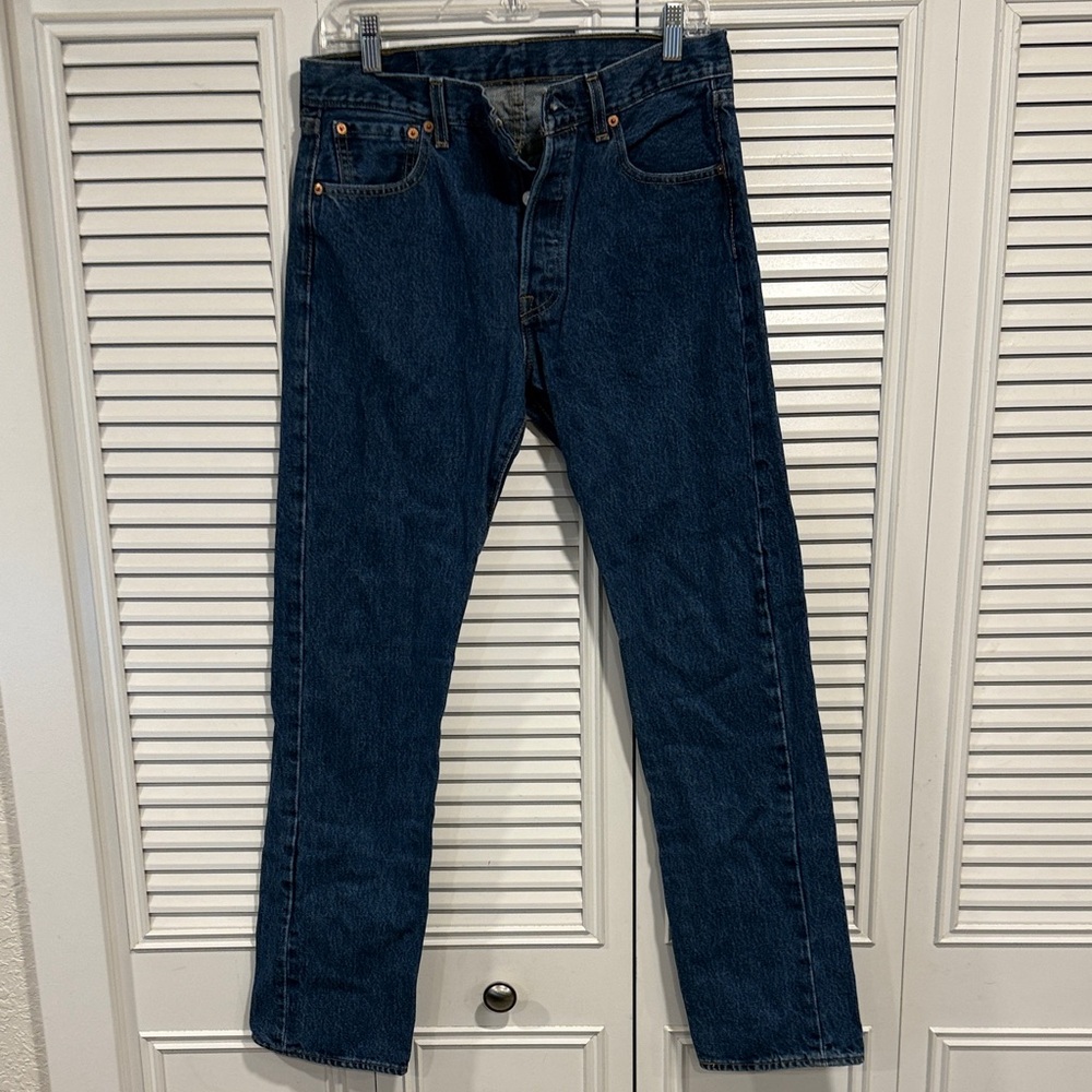 Levi's Classic Indigo Straight Jeans